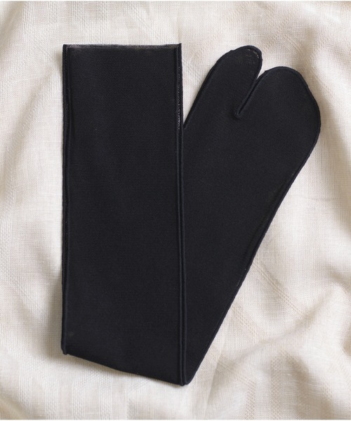 And A(アンドエー)の「MARCOMONDE マルコモンド / Tulle Tabi socks チュール タビソックス / TB21P-001(ソックス/靴下・レディース・ブラック/ホワイト/ライトパープル/ライトブルー/ピンク/ライトグリーン・WOMENS)」の1枚目の写真