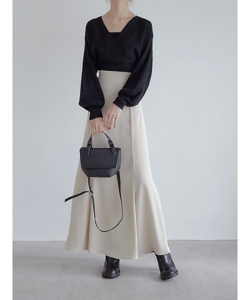 amel（エイメル）の「ボリュームスリーブカシュクールニット（ニット/セーター・レディース・ブラック・FREE）」の7枚目の写真