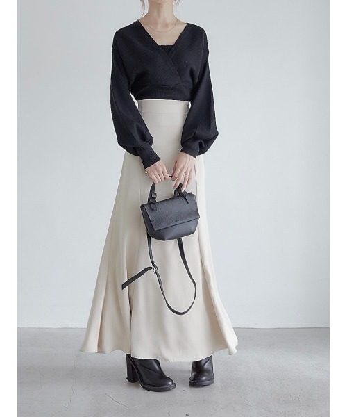 amel（エイメル）の「ボリュームスリーブカシュクールニット（ニット/セーター・レディース・ブラック・FREE）」の8枚目の写真