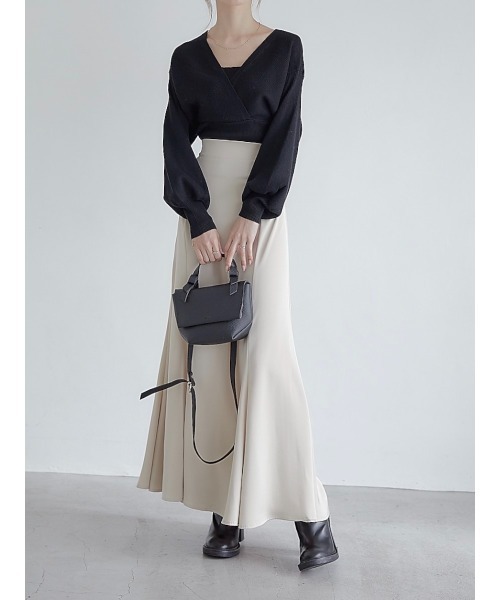 amel（エイメル）の「ボリュームスリーブカシュクールニット（ニット/セーター・レディース・ブラック・FREE）」の9枚目の写真