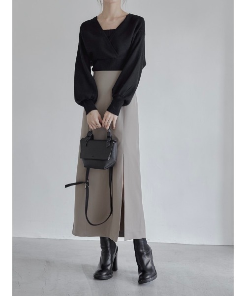 amel（エイメル）の「ボリュームスリーブカシュクールニット（ニット/セーター・レディース・ブラック・FREE）」の10枚目の写真