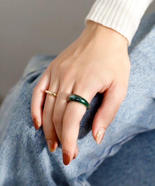 ANEMONE（アネモネ）の「ボリューム＆メタルニュアンスリング[2本セット]（リング・レディース・ブラウン/グリーン/クリア・FREE）」の2枚目の写真