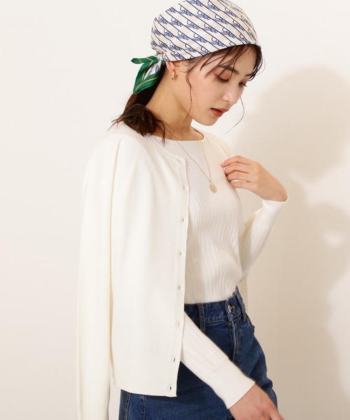 NATURAL BEAUTY BASIC（ナチュラルビューティーベーシック）の「スプリングベーシックニット（カーディガン/ボレロ・レディース・オフホワイト/グリーン/ネイビー/ピンク・MEDIUM）」の2枚目の写真