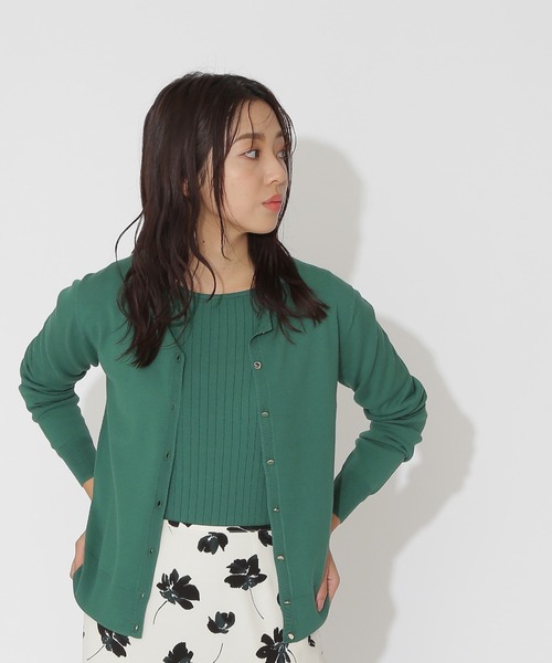 NATURAL BEAUTY BASIC（ナチュラルビューティーベーシック）の「スプリングベーシックニット（カーディガン/ボレロ・レディース・オフホワイト/グリーン/ネイビー/ピンク・MEDIUM）」の3枚目の写真