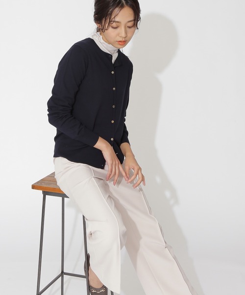 NATURAL BEAUTY BASIC（ナチュラルビューティーベーシック）の「スプリングベーシックニット（カーディガン/ボレロ・レディース・オフホワイト/グリーン/ネイビー/ピンク・MEDIUM）」の8枚目の写真