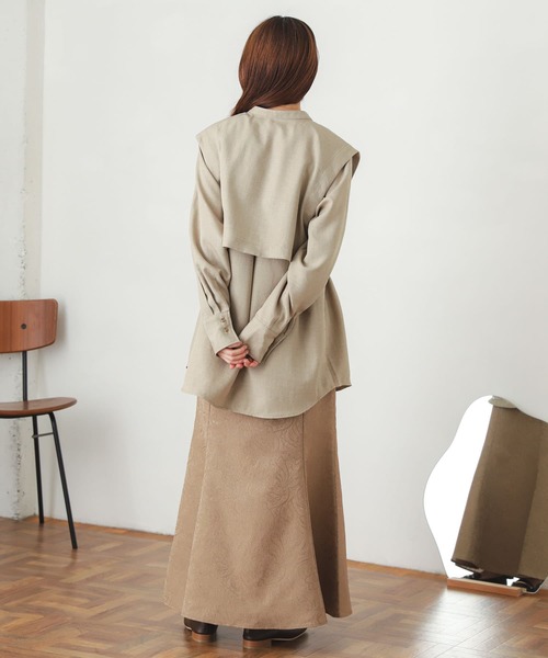 SENSE OF PLACE by URBAN RESEARCH(センスオブプレイスバイアーバンリサーチ)の「ベストレイヤードシャツ(シャツ/ブラウス・レディース・ブラック/オフホワイト/ベージュ・ONE)」の16枚目の写真