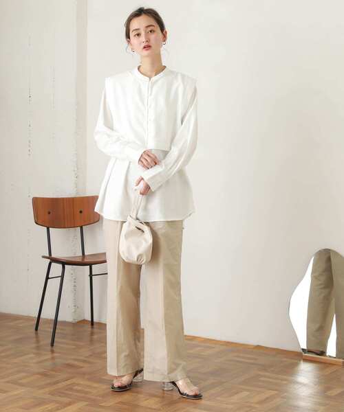 SENSE OF PLACE by URBAN RESEARCH(センスオブプレイスバイアーバンリサーチ)の「ベストレイヤードシャツ(シャツ/ブラウス・レディース・ブラック/オフホワイト/ベージュ・ONE)」の18枚目の写真