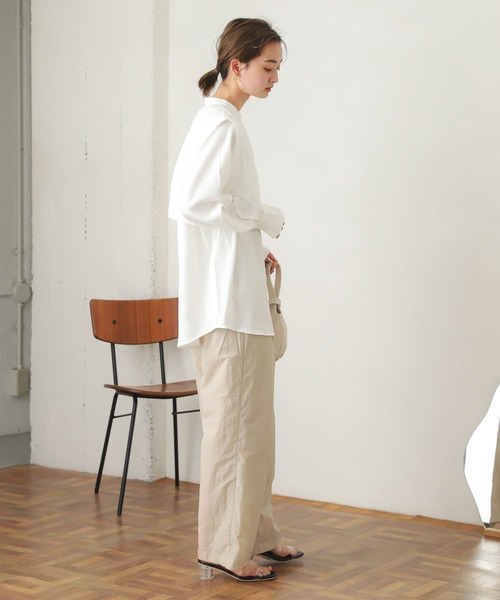 SENSE OF PLACE by URBAN RESEARCH(センスオブプレイスバイアーバンリサーチ)の「ベストレイヤードシャツ(シャツ/ブラウス・レディース・ブラック/オフホワイト/ベージュ・ONE)」の19枚目の写真