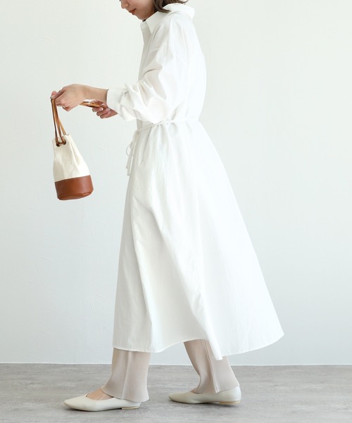 reca（レカ）の「ウェスト紐付きボリュームシャツワンピース（シャツワンピース・レディース・ブラック/オフホワイト・FREE）」の11枚目の写真