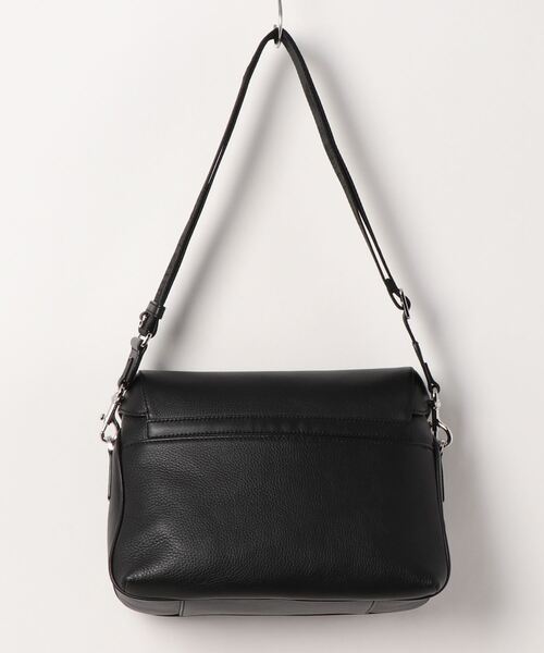 FURLA(フルラ)の「MAN COSMO M MESSENGER(メッセンジャーバッグ・メンズ・ブラック・ONE SIZE)」の2枚目の写真