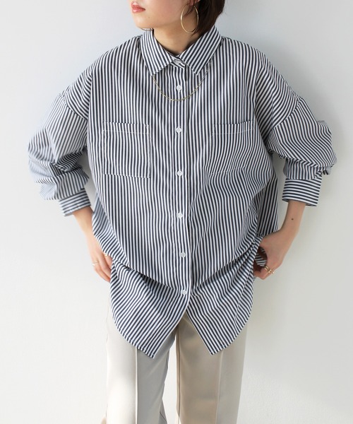 GeeRA(ジーラ)の「オーバーサイズシャツ(シャツ/ブラウス・レディース・ホワイト/ネイビー/オフホワイト/イエロー・MEDIUM)」の15枚目の写真