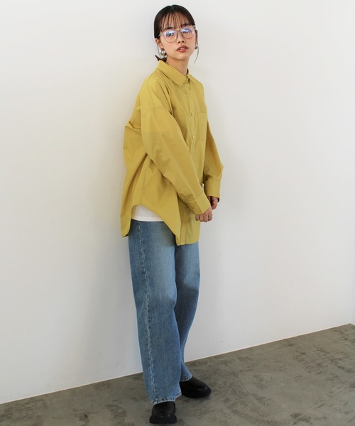 GeeRA(ジーラ)の「オーバーサイズシャツ(シャツ/ブラウス・レディース・ホワイト/ネイビー/オフホワイト/イエロー・MEDIUM)」の21枚目の写真