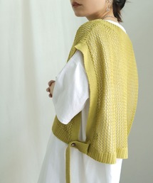 【shemoshelly】深Vネックメッシュニットショートベスト