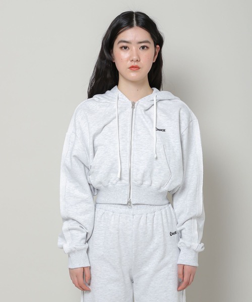 CHUCK（チャック）の「CHUCK／ステッチショートZIP  2277029（パーカー・レディース・ライトグレー・FREE）」の4枚目の写真