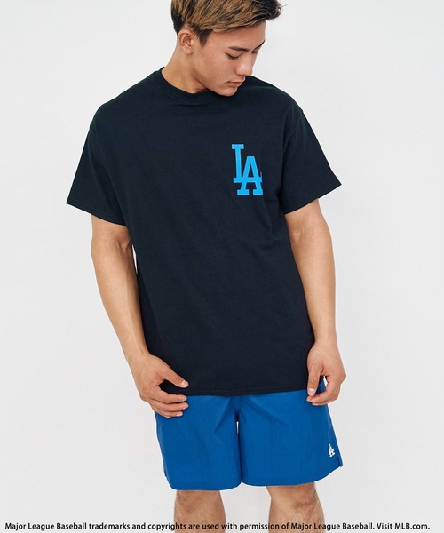 BACK TO THE FIELD(バック トゥー ザ フィールド)の「【MLB】ワンポイントロゴTシャツ(Tシャツ/カットソー・メンズ・ホワイト/ブラック/ホワイト系/ブラック系・MEDIUM/LARGE)」の12枚目の写真