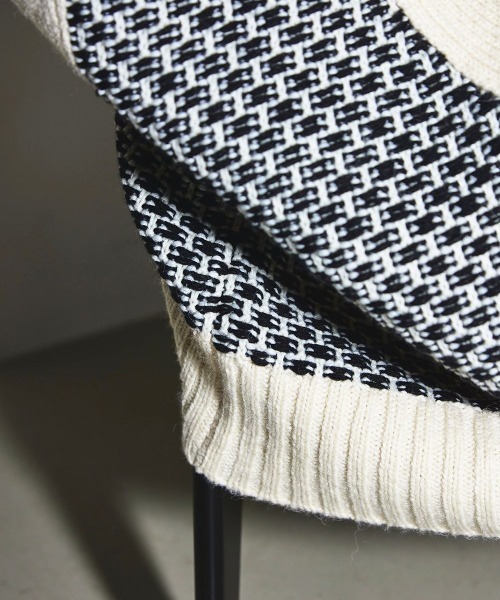 TODAYFUL(トゥデイフル)の「TODAYFUL(トゥデイフル) "Jacquard Knit Vest"ジャガードニットベスト/12220515(ニット/セーター・レディース・ブラック/オリーブ・ONE SIZE)」の22枚目の写真