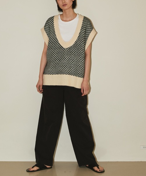 TODAYFUL(トゥデイフル)の「TODAYFUL(トゥデイフル) "Jacquard Knit Vest"ジャガードニットベスト/12220515(ニット/セーター・レディース・ブラック/オリーブ・ONE SIZE)」の10枚目の写真