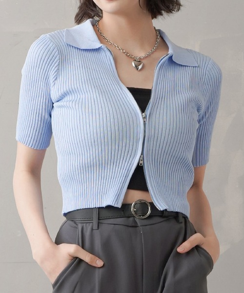 SPINNS（スピンズ）の「ジップアップショート丈カーディガン（カーディガン/ボレロ・レディース・ホワイト/ブラック/サックスブルー/ピンク/グリーン/ブルー・ONESIZE）」の5枚目の写真