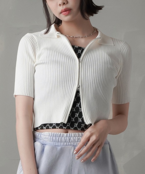 SPINNS（スピンズ）の「ジップアップショート丈カーディガン（カーディガン/ボレロ・レディース・ホワイト/ブラック/サックスブルー/ピンク/グリーン/ブルー・ONESIZE）」の11枚目の写真