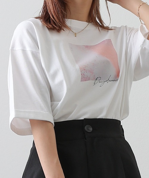 COLONY 2139(コロニートゥーワンスリーナイン)の「20/-OE天竺グラフィックT(Tシャツ/カットソー・レディース・ホワイト/ブラック/ホワイト系その他/ホワイト系その他2/ブラック系その他2・FREE)」の1枚目の写真