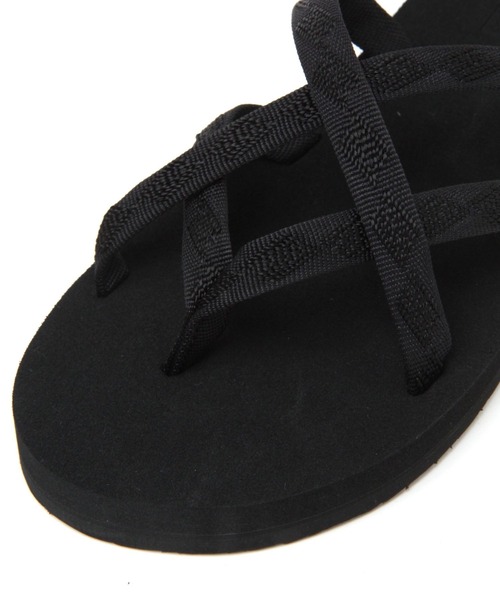 Teva（テバ）の「【Teva(テバ)】OLOWAHU（サンダル・レディース・ネイビー/ブラック/イエロー・23/24）」の8枚目の写真