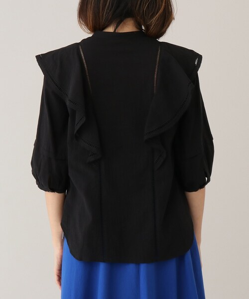 UNTITLED（アンタイトル）の「◆【STORY掲載】ブリーゼワッシャークロス ブラウス＜洗える＞（シャツ/ブラウス・レディース・ブラック/アイボリー・44/00/02/04/48）」の6枚目の写真