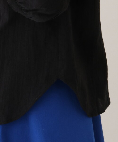 UNTITLED（アンタイトル）の「◆【STORY掲載】ブリーゼワッシャークロス ブラウス＜洗える＞（シャツ/ブラウス・レディース・ブラック/アイボリー・44/00/02/04/48）」の9枚目の写真