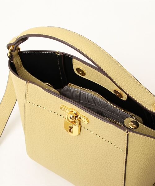 CURI BISCUI（キュリ　ビスキュイ）の「【CURIBISCUI】ポーチ付き キーモチーフバッグ（ショルダーバッグ・レディース・イエロー/アイボリー/ブラック/モカ・FREE）」の11枚目の写真