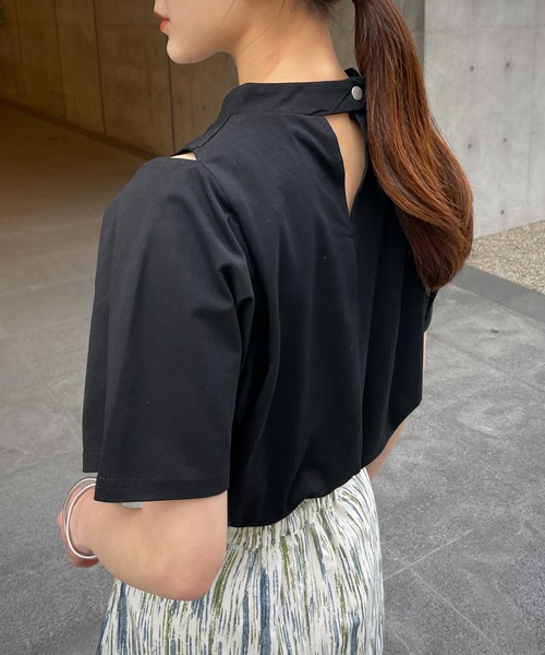 &g'aime(アンジェム)の「【&g’aime】ショルダースリットTシャツ(Tシャツ/カットソー・レディース・ホワイト/ブラック/グレイッシュベージュ・FREE)」の6枚目の写真