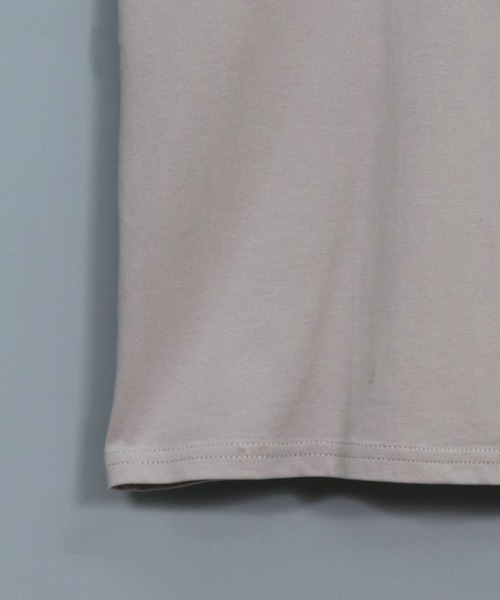 &g'aime(アンジェム)の「【&g’aime】ショルダースリットTシャツ(Tシャツ/カットソー・レディース・ホワイト/ブラック/グレイッシュベージュ・FREE)」の22枚目の写真