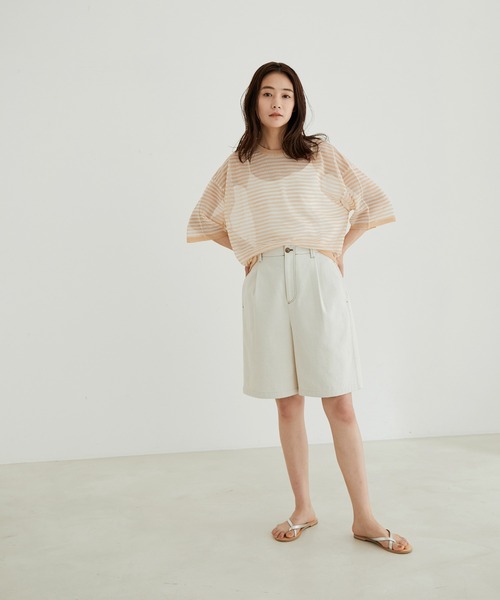 SALON adam et rope'（サロン アダム エ ロペ）の「【WEB限定】シアークルーネックT（Tシャツ/カットソー・レディース・ベージュ/ラベンダー/ベージュ系その他/ブラック・FREE）」の20枚目の写真