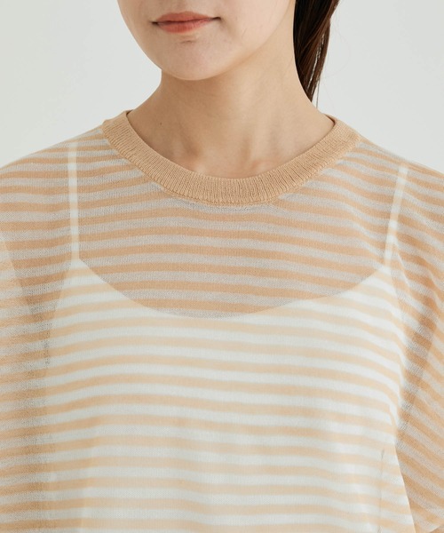 SALON adam et rope'（サロン アダム エ ロペ）の「【WEB限定】シアークルーネックT（Tシャツ/カットソー・レディース・ベージュ/ラベンダー/ベージュ系その他/ブラック・FREE）」の11枚目の写真