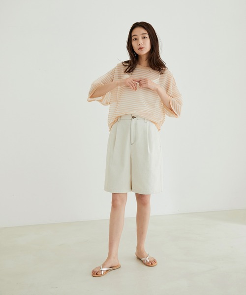 SALON adam et rope'（サロン アダム エ ロペ）の「【WEB限定】シアークルーネックT（Tシャツ/カットソー・レディース・ベージュ/ラベンダー/ベージュ系その他/ブラック・FREE）」の21枚目の写真