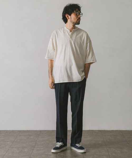 URBAN RESEARCH DOORS(アーバンリサーチドアーズ)の「配色ヘンリーネックTシャツ(Tシャツ/カットソー・メンズ・チャコールグレー/ホワイト/オリーブ/ブラウン系その他・MEDIUM/LARGE)」の11枚目の写真