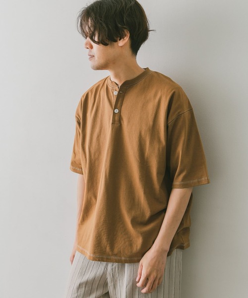 URBAN RESEARCH DOORS(アーバンリサーチドアーズ)の「配色ヘンリーネックTシャツ(Tシャツ/カットソー・メンズ・チャコールグレー/ホワイト/オリーブ/ブラウン系その他・MEDIUM/LARGE)」の16枚目の写真