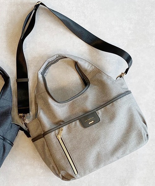 Via Demizon(ビアデミゾン)の「撥水ナイロン2WAY12ポケットトート(トートバッグ・レディース・ブラック/ベージュ/ネイビー/グレー・フリー)」の2枚目の写真