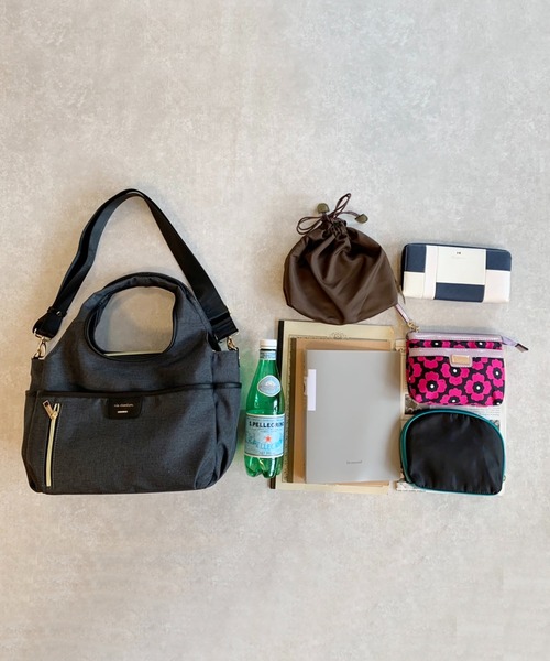 Via Demizon(ビアデミゾン)の「撥水ナイロン2WAY12ポケットトート(トートバッグ・レディース・ブラック/ベージュ/ネイビー/グレー・フリー)」の17枚目の写真