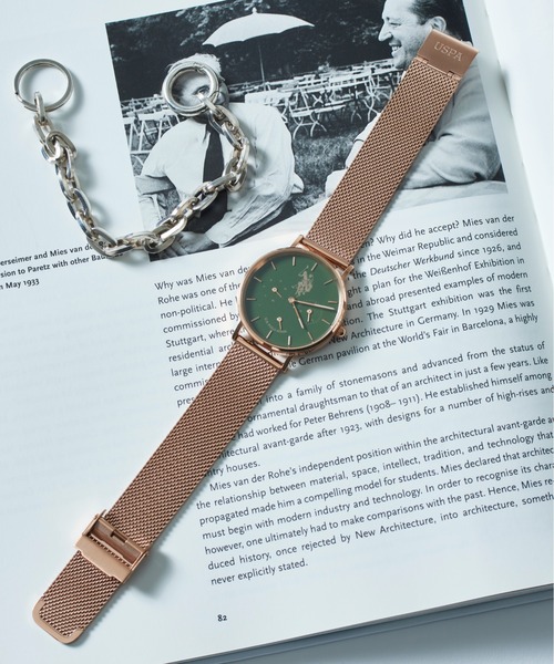 U.S. POLO ASSN.（ユーエスポロアッスン）の「【U.S. POLO ASSN.】ユーエスポロアッスン メッシュ腕時計 36ｍｍ　マルチ US-2B-GRPG BLKBLK SIPG（アナログ腕時計・レディース・ホワイト/ブラック/グリーン・FREE）」の7枚目の写真