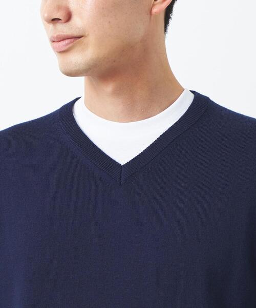 green label relaxing（グリーンレーベルリラクシング）の「120s 天竺 Vネック ニット（ニット/セーター・メンズ・ネイビー/ダークグレー/コバルトブルー・S/M/L/XL）」の12枚目の写真