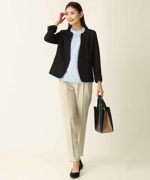 a.v.v(アーヴェヴェ)の「【接触冷感/セットアップ対応】ハイストレッチキーネックライトジャケット(テーラードジャケット・レディース・ライトグレー/ブラック・40/38/36/42/34)」の14枚目の写真