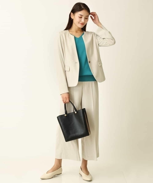 a.v.v(アーヴェヴェ)の「【接触冷感/セットアップ対応】ハイストレッチキーネックライトジャケット(テーラードジャケット・レディース・ライトグレー/ブラック・40/38/36/42/34)」の18枚目の写真