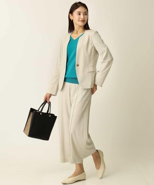 a.v.v(アーヴェヴェ)の「【接触冷感/セットアップ対応】ハイストレッチキーネックライトジャケット(テーラードジャケット・レディース・ライトグレー/ブラック・40/38/36/42/34)」の20枚目の写真