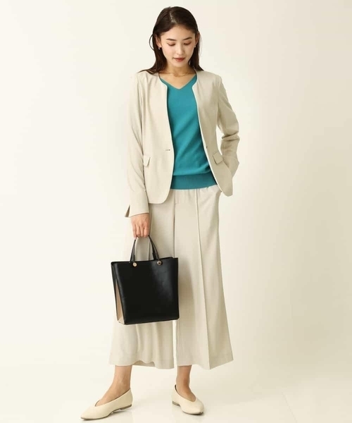 a.v.v(アーヴェヴェ)の「【接触冷感/セットアップ対応】ハイストレッチキーネックライトジャケット(テーラードジャケット・レディース・ライトグレー/ブラック・40/38/36/42/34)」の21枚目の写真