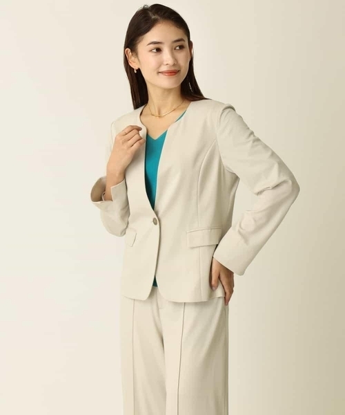 a.v.v(アーヴェヴェ)の「【接触冷感/セットアップ対応】ハイストレッチキーネックライトジャケット(テーラードジャケット・レディース・ライトグレー/ブラック・40/38/36/42/34)」の22枚目の写真