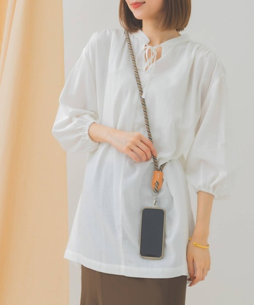 RODE SKO（ロデスコ）の「BEAU’RE　モバイルコードストラップ（スマホケース/カバー・レディース・ブラック/モカ/カーキ/ネイビー/オレンジ・ONE）」の22枚目の写真