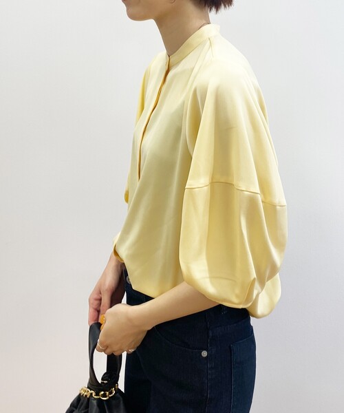 OPAQUE.CLIP(オペークドットクリップ)の「◆ジオメトリックプリント バンドカラーブラウス【WEB限定サイズ】(シャツ/ブラウス・レディース・イエロー/ホワイト系その他/ブラック/ネイビー系・42/36/38/40)」の19枚目の写真