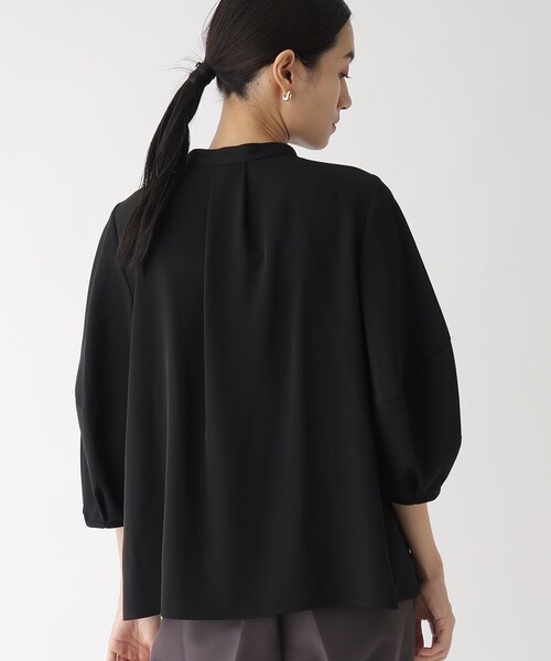 OPAQUE.CLIP(オペークドットクリップ)の「◆ジオメトリックプリント バンドカラーブラウス【WEB限定サイズ】(シャツ/ブラウス・レディース・イエロー/ホワイト系その他/ブラック/ネイビー系・42/36/38/40)」の21枚目の写真