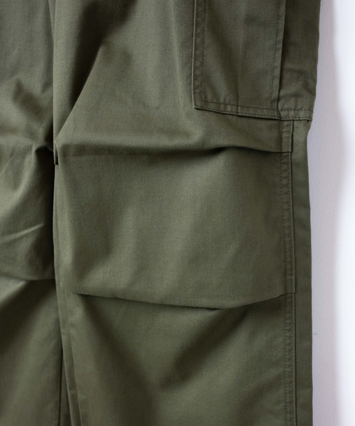 WEGO(ウィゴー)の「WEGO/【25秋冬★待望の再入荷】ワイドカーゴパンツ(カーゴパンツ・メンズ・カーキ/ブラック/ホワイト/イエロー/ベージュ/レッド/その他2/その他1/ダークブラウン/ブラック系その他/その他3・SMALL/MEDIUM/LARGE)」の15枚目の写真