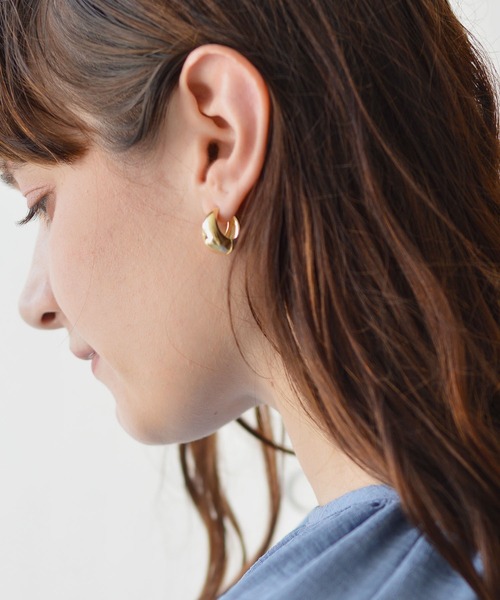 ma chere Cosette?（マシェールコゼット）の「メタルミニフープピアス（ピアス（両耳用）・レディース・シルバー/ゴールド・FREE）」の6枚目の写真