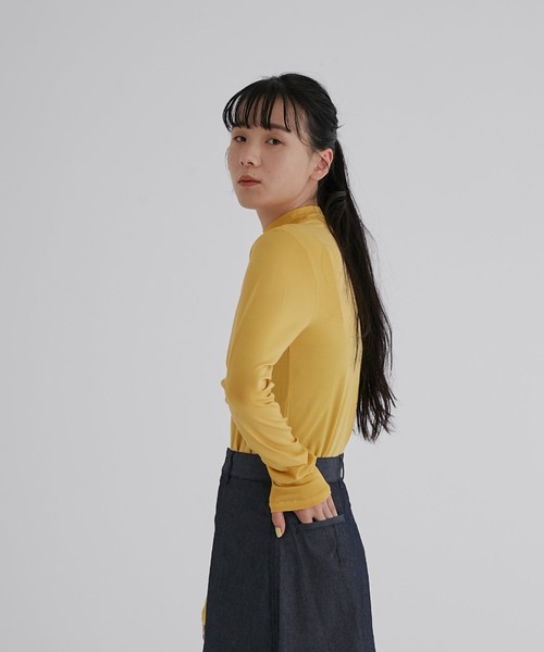 fukuu(フクウ)の「再生繊維リヨセル ストレッチハイネックトップス(Tシャツ/カットソー・レディース・ボルドー/グリーン/イエロー・S/M)」の7枚目の写真